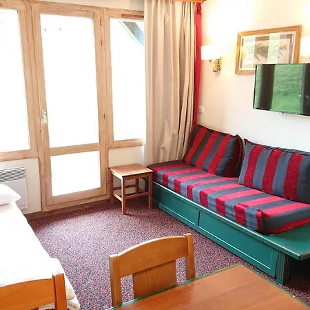 Plagne Soleil - Montsoleil -ski Aux Pieds-5 Personnes *
